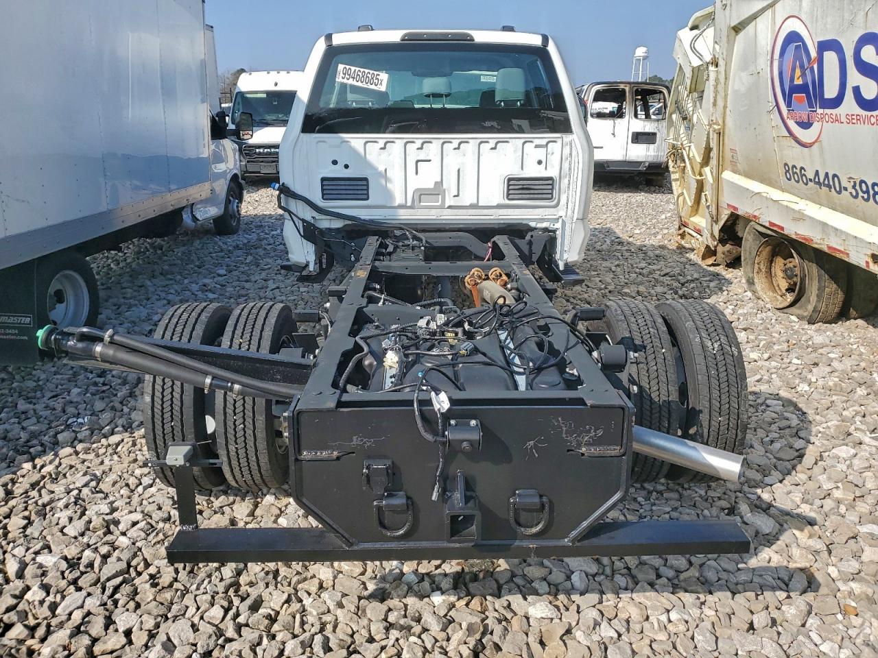 Ford F-550 Super Duty Image 8