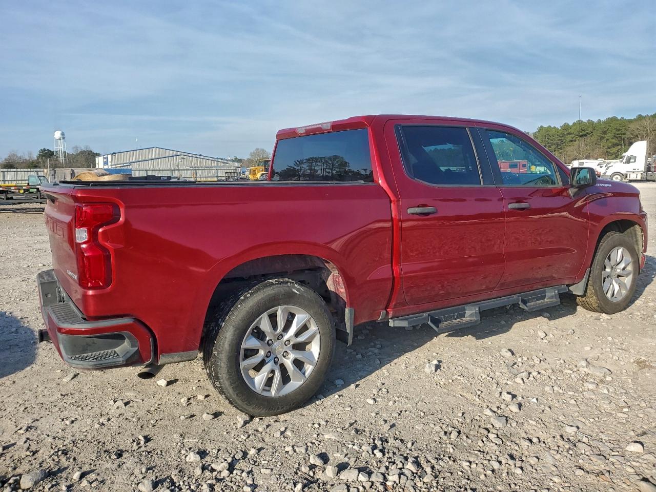Chevrolet Silverado C1500 Custom Image 3