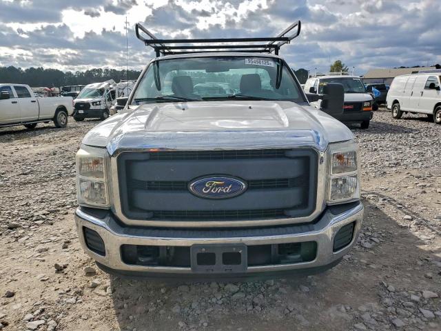 Ford F-250 Super Duty Image 2