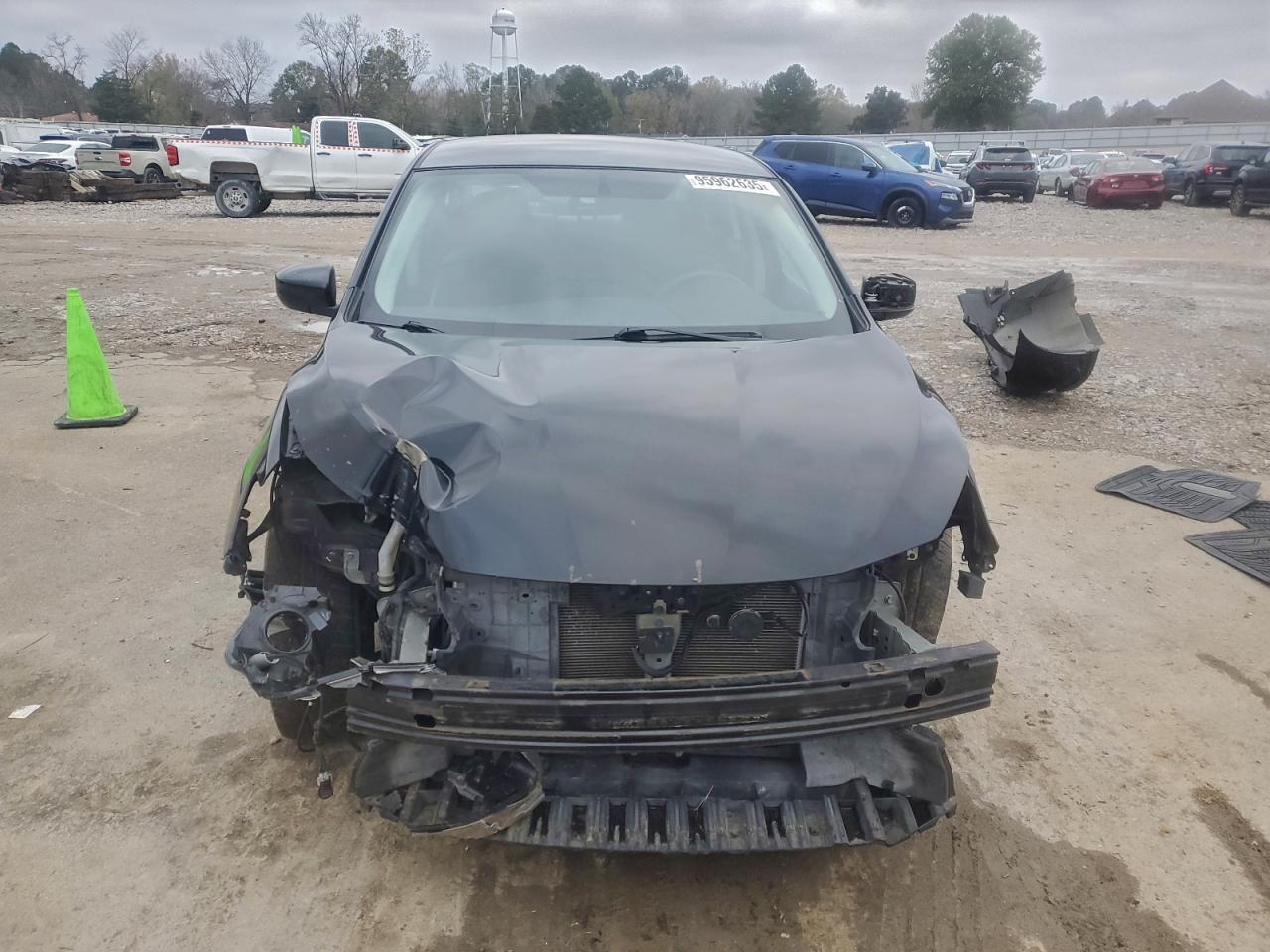 Nissan Sentra S Image 10