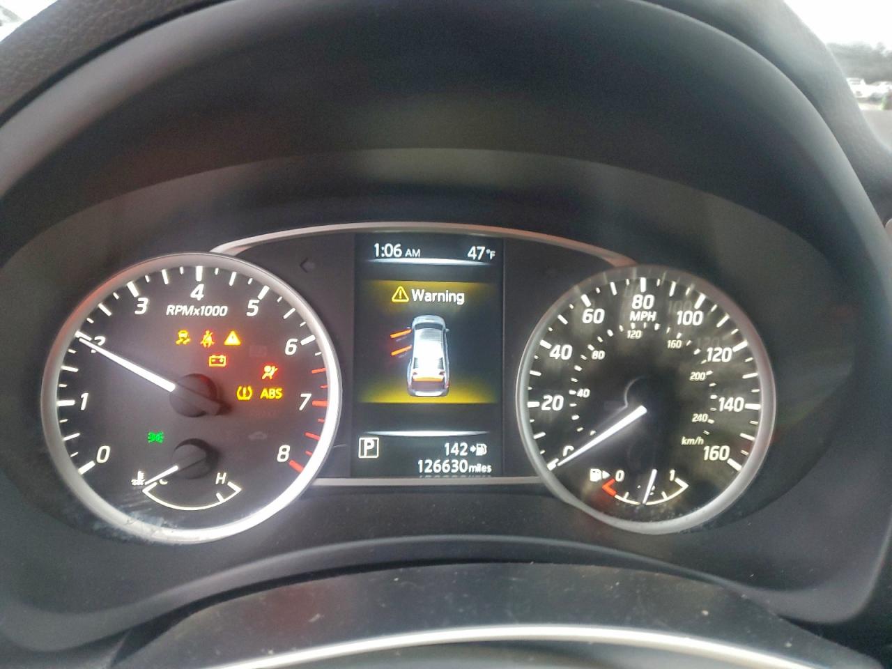 Nissan Sentra S Image 9