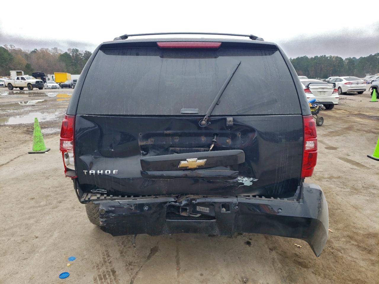 Chevrolet Tahoe C1500 Image 5