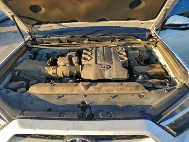 Toyota 4Runner Sr5/sr5 Premium Image 10