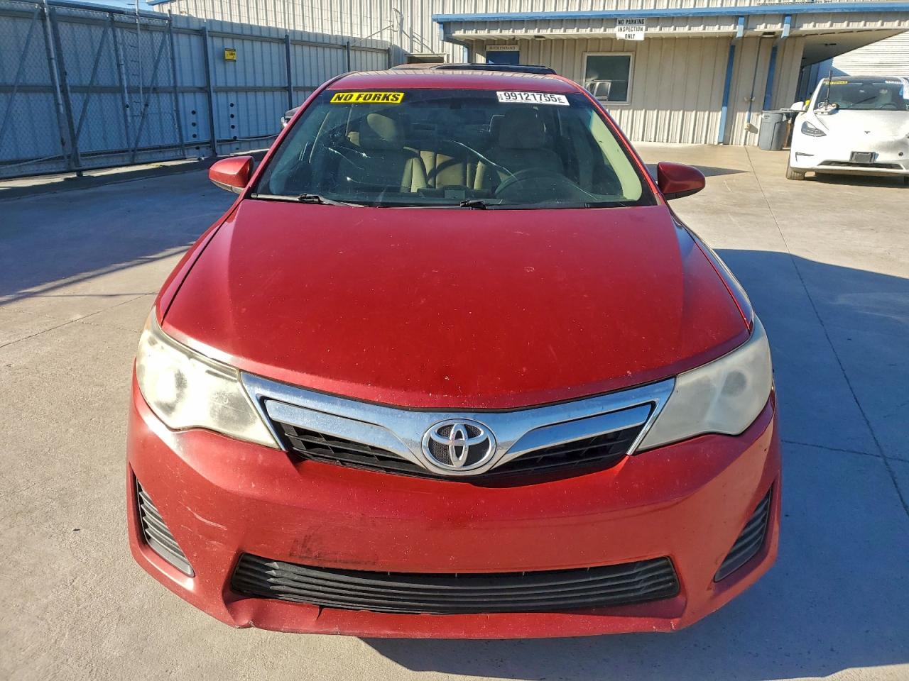 Toyota Camry Base Image 5
