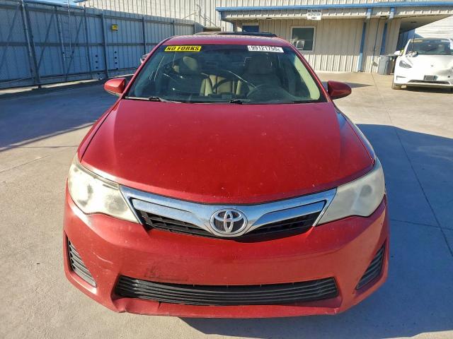 Toyota Camry Base Image 5