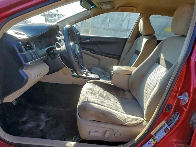 Toyota Camry Base Image 4