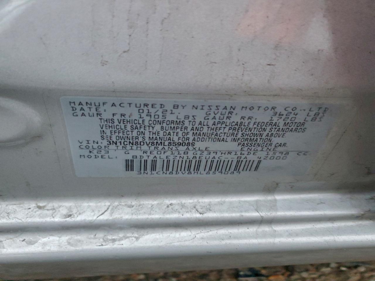 Nissan Versa S Image 7