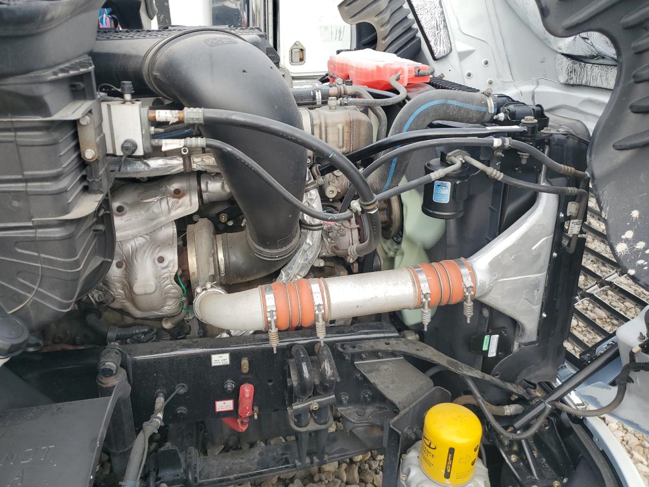 Freightliner Cascadia 1 Image 9