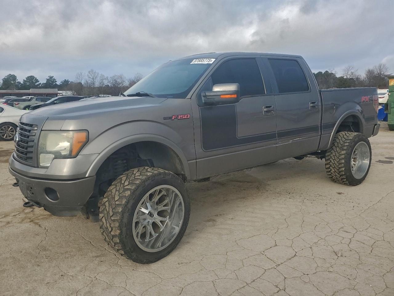 Ford F-150 Supercrew Image 1