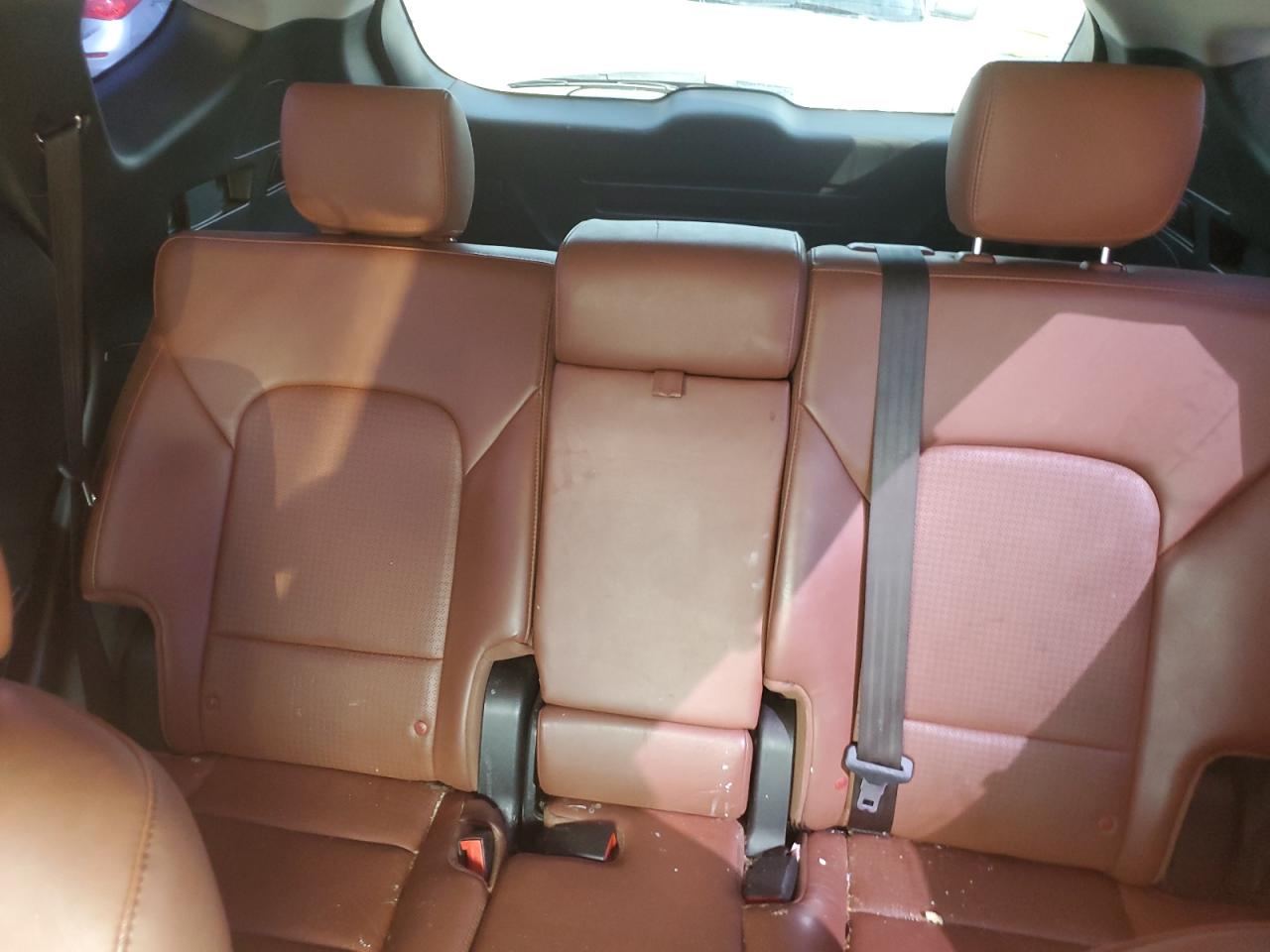 Hyundai SANTA FE Image 13