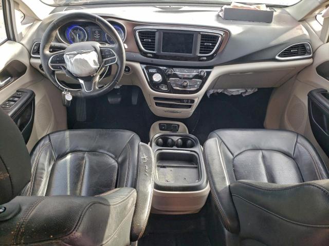 Chrysler Pacifica Touring L Image 5