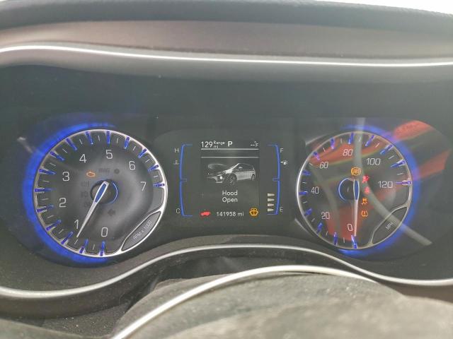 Chrysler Pacifica Touring L Image 7