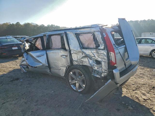 Cadillac Escalade Premium Image 3