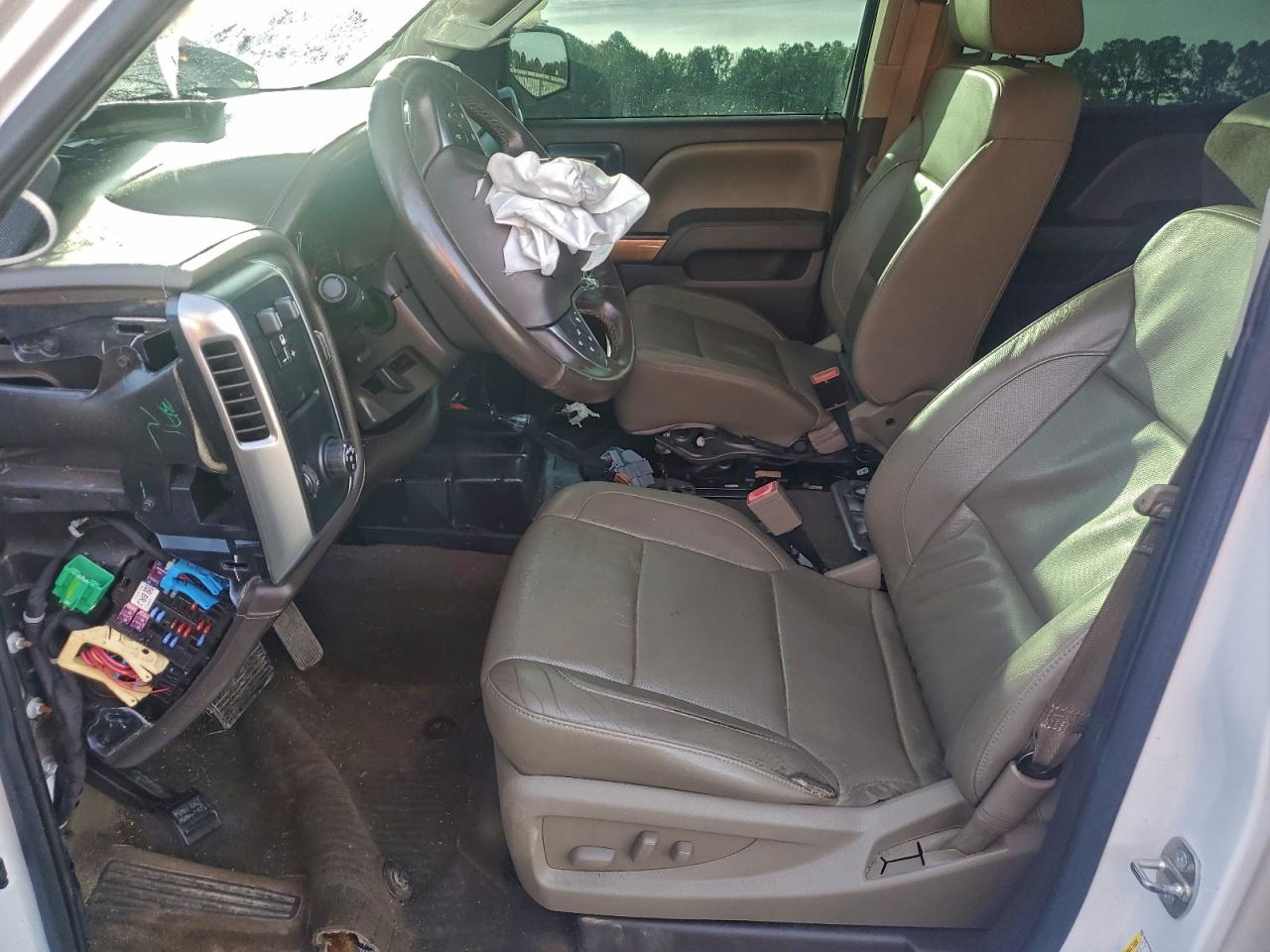 Chevrolet Silverado C1500 Ltz Image 3