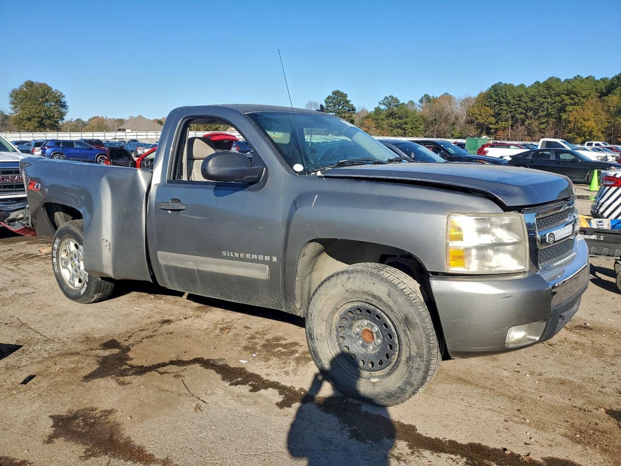 Chevrolet Silverado C1500 Image 6