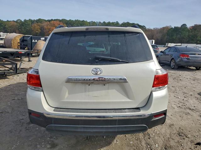 Toyota Highlander Limited Image 2