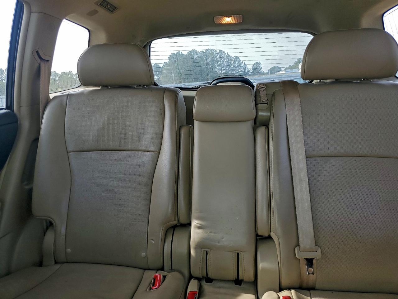 Toyota Highlander Limited Image 7