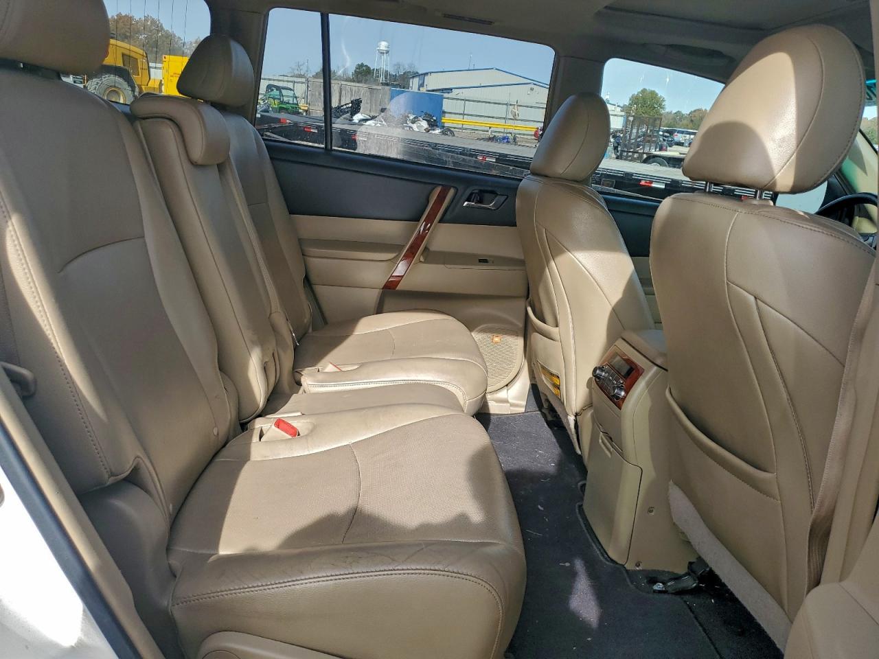 Toyota Highlander Limited Image 11