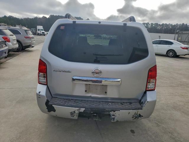 Nissan Pathfinder S Image 5