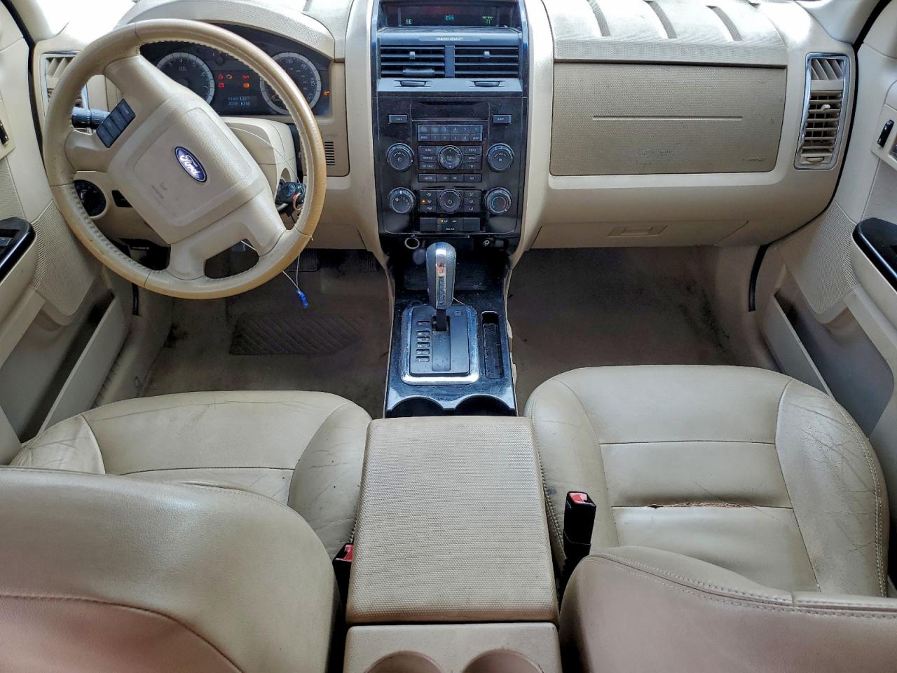 Ford Escape Limited Image 3