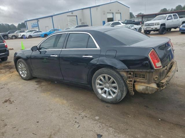 Chrysler 300 Limited Image 7