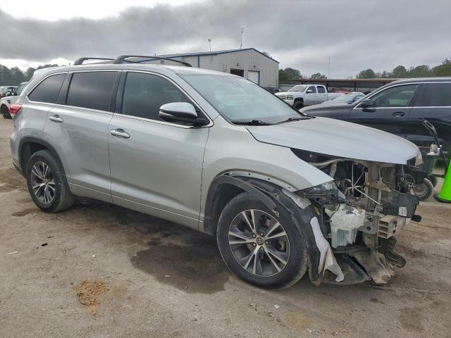 Toyota Highlander Le Image 6