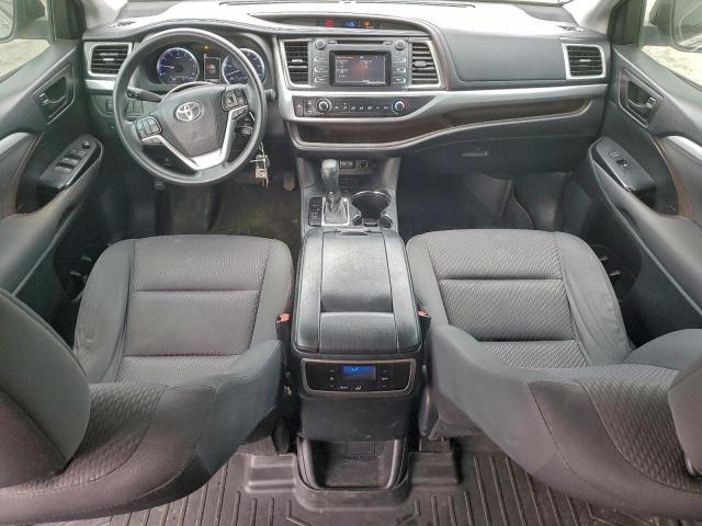 Toyota Highlander Le Image 7