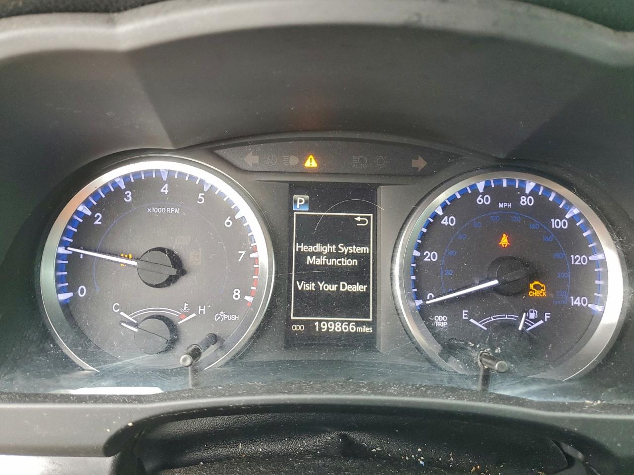 Toyota Highlander Le Image 4