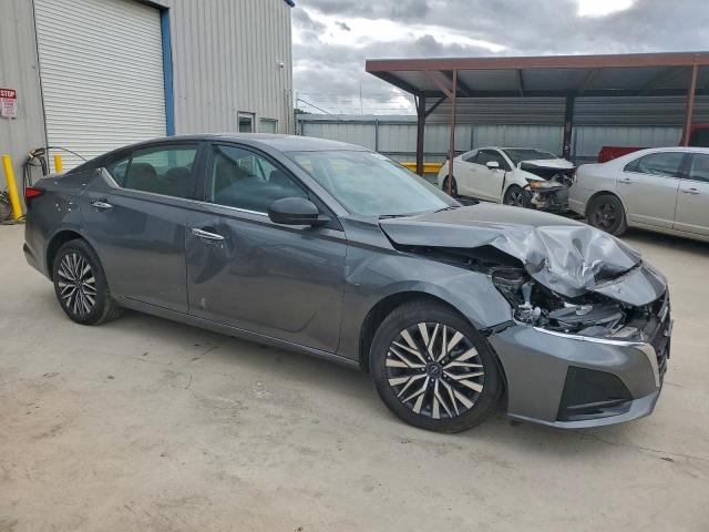 Nissan Altima Sv Image 6