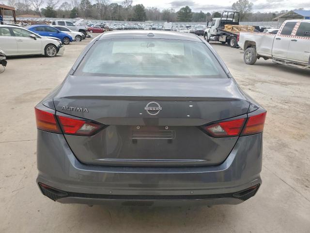 Nissan Altima Sv Image 3