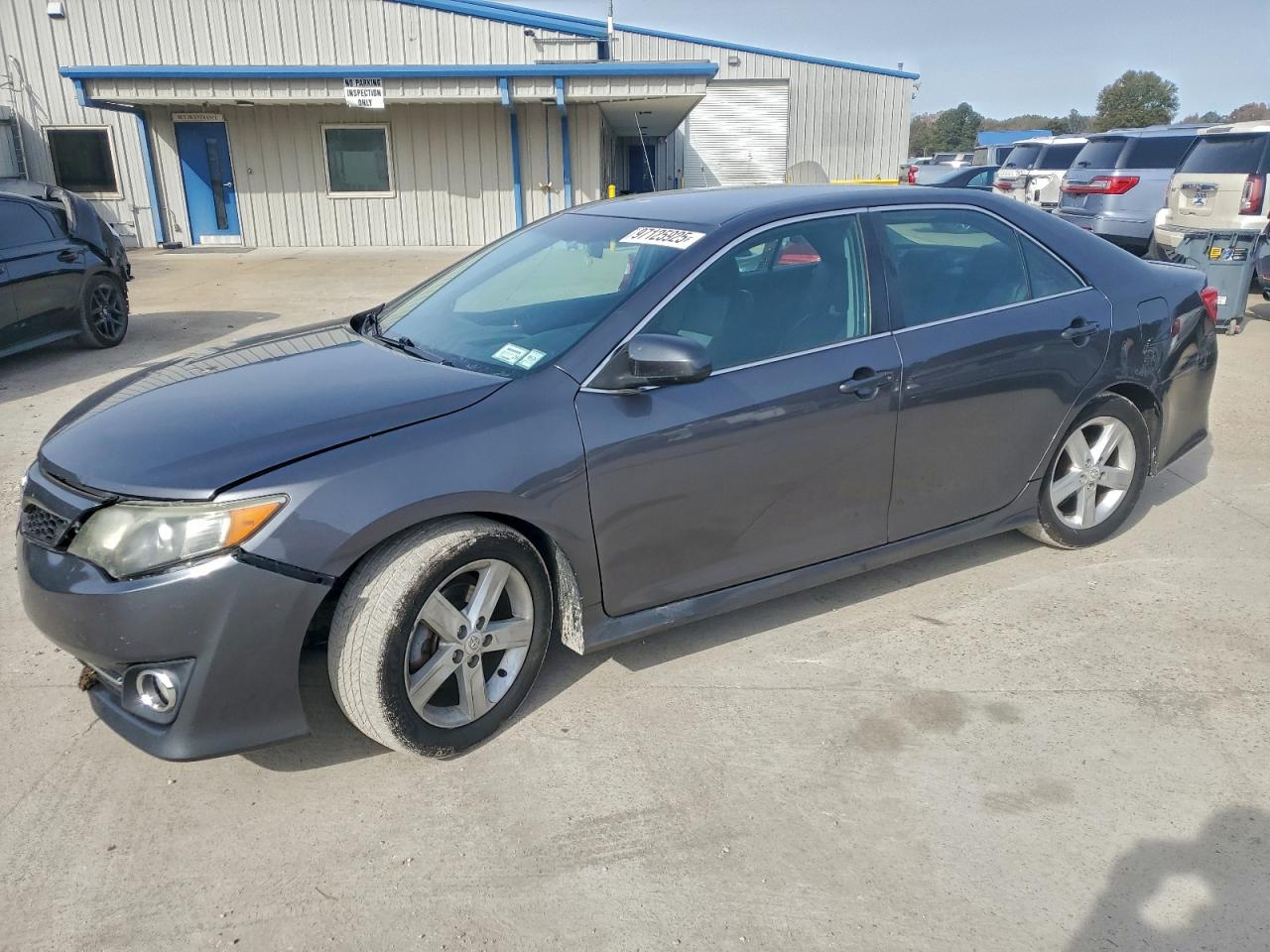 Toyota Camry L Image 1