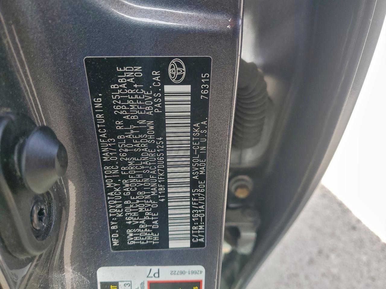 Toyota Camry L Image 12