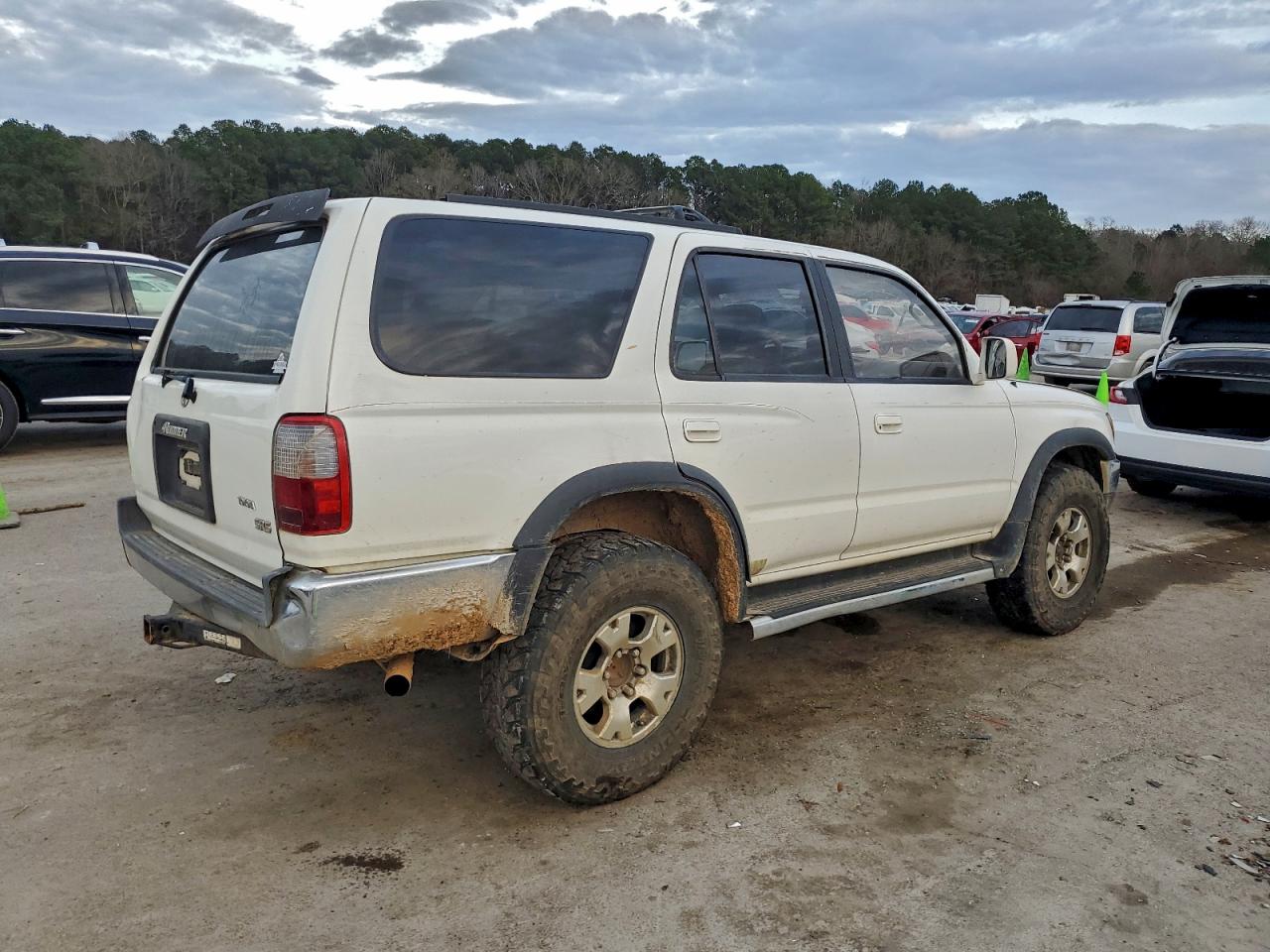 Toyota 4Runner Sr5 Image 2