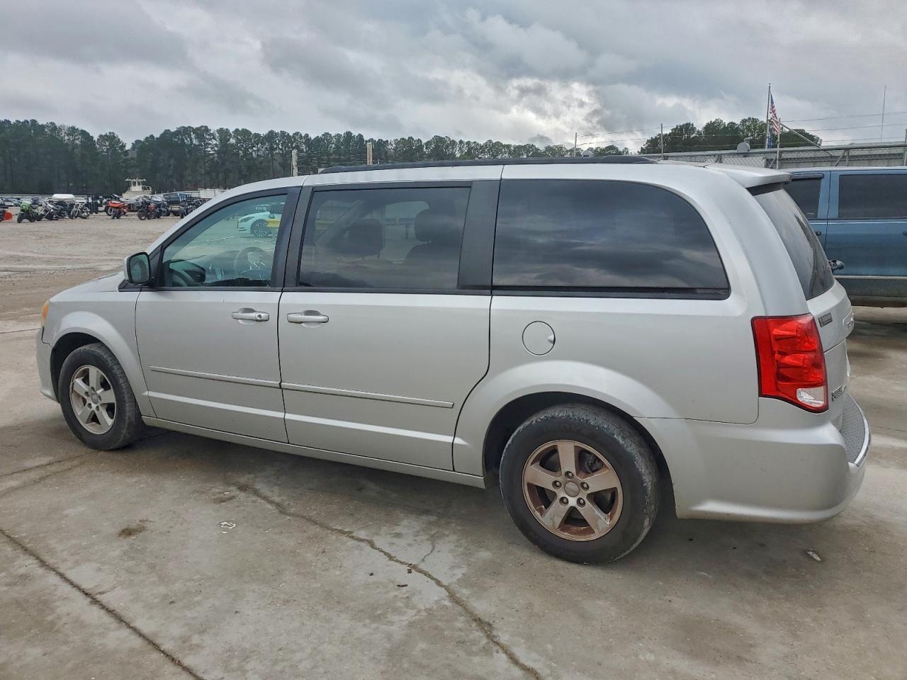 Dodge Caravan Sxt Image 5