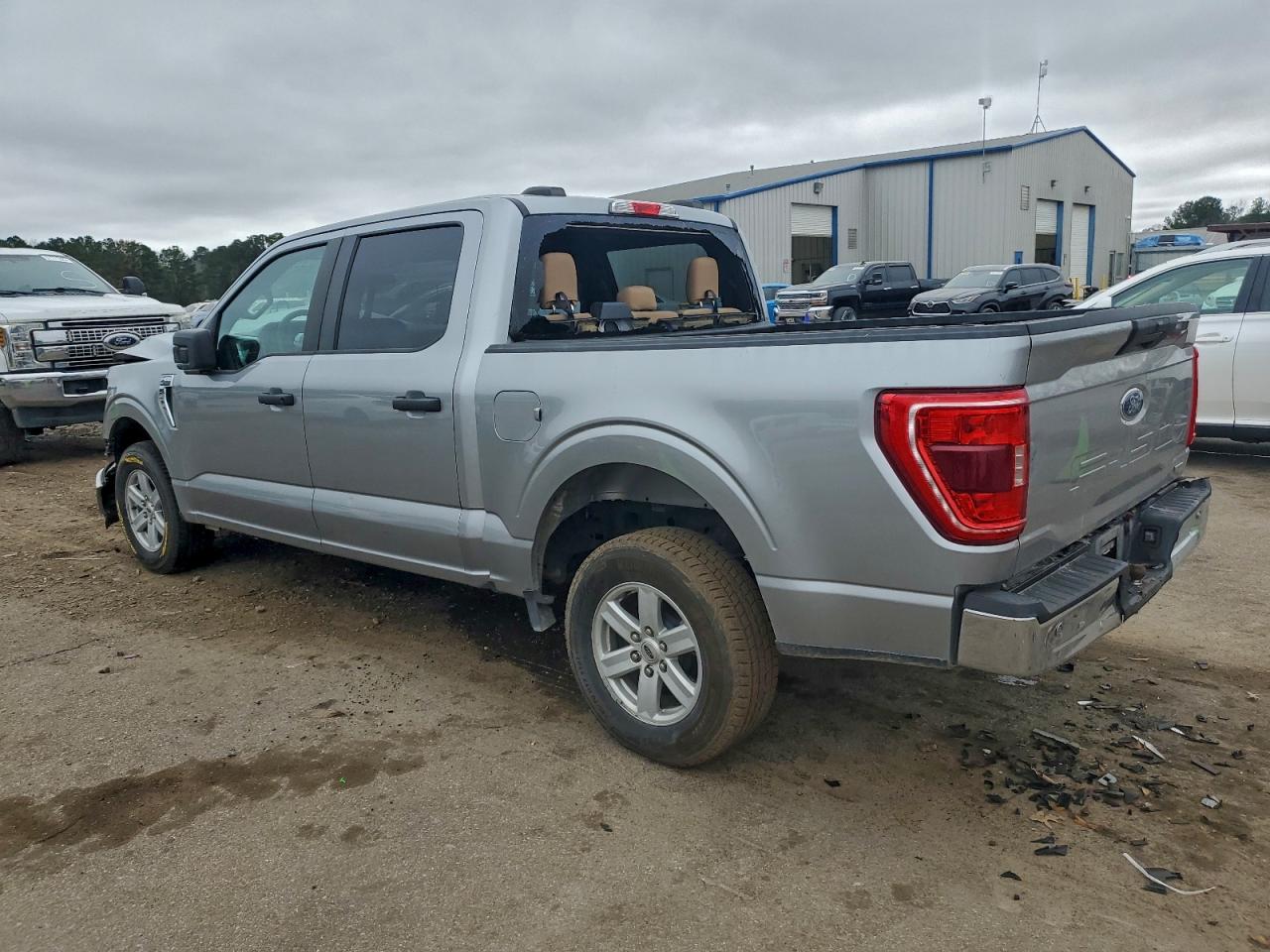 Ford F-150 Supercrew Image 2