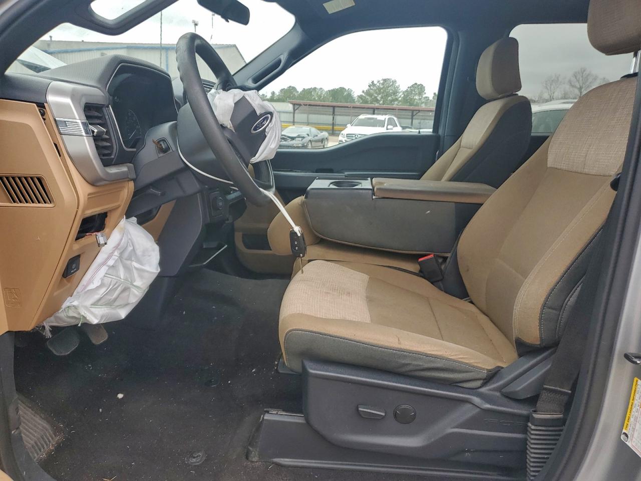 Ford F-150 Supercrew Image 9