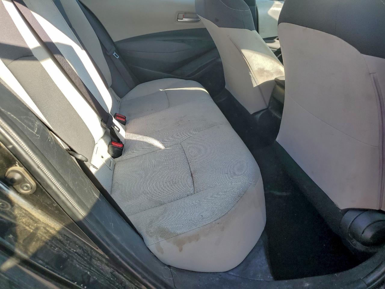 Toyota Corolla L Image 9