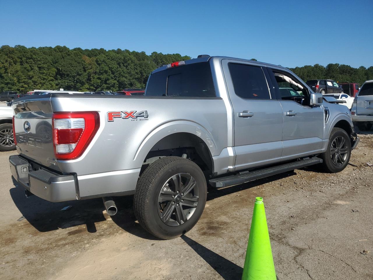 Ford F-150 Supercrew Image 10