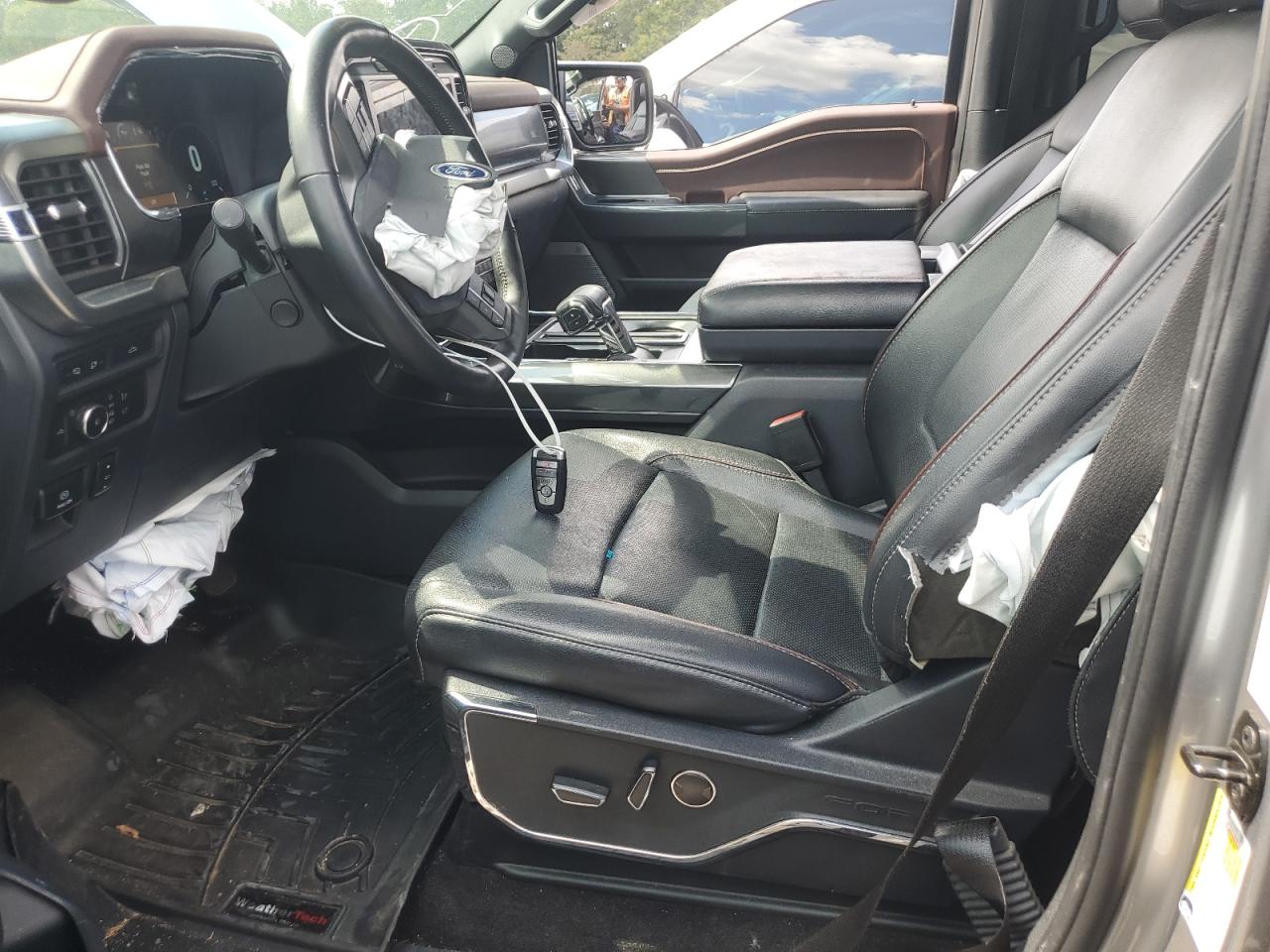 Ford F-150 Supercrew Image 6