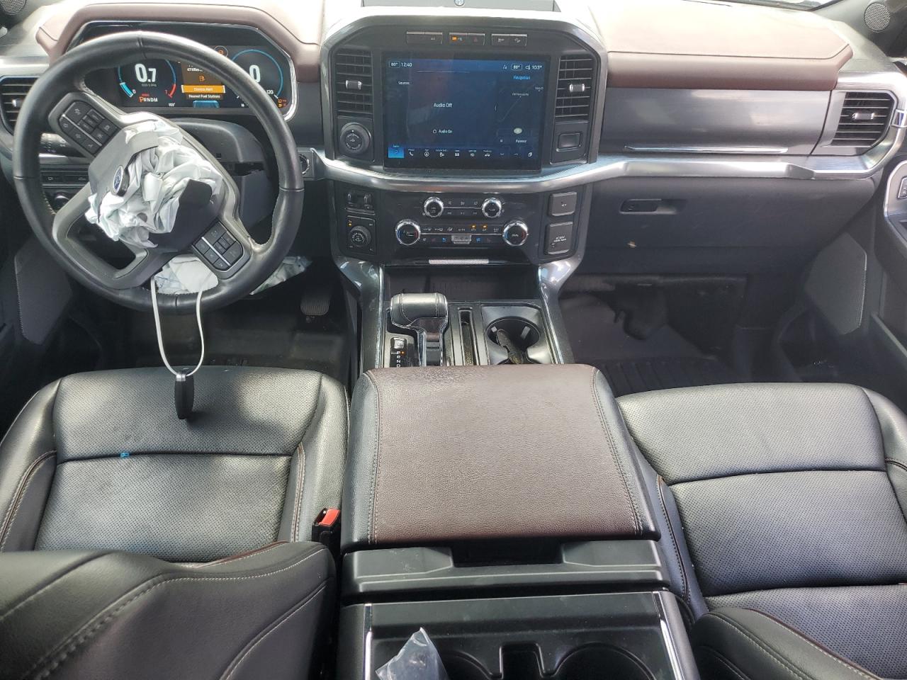 Ford F-150 Supercrew Image 7