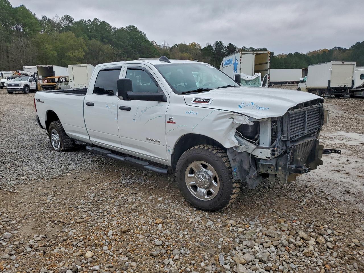 Ram 3500 Tradesman Image 12